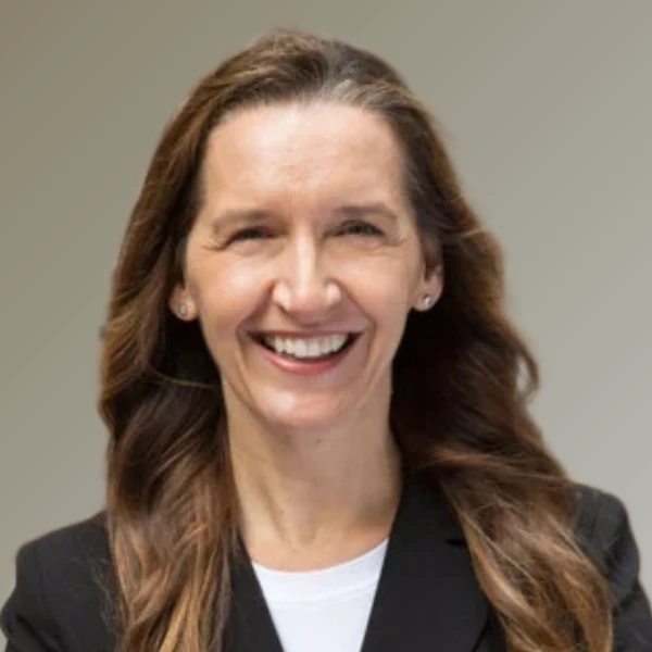 Dr. Iris Junglas